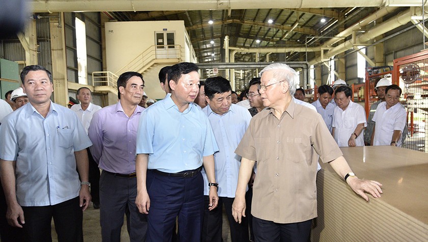 Tổng Bí thư, Chủ tịch nước: Kiên Giang cần đưa công nghiệp vào hỗ trợ phát triển nông, ngư nghiệp