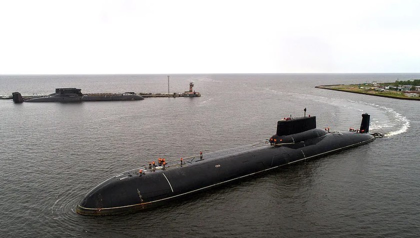 Tàu ngầm Dmitriy Donskoi.