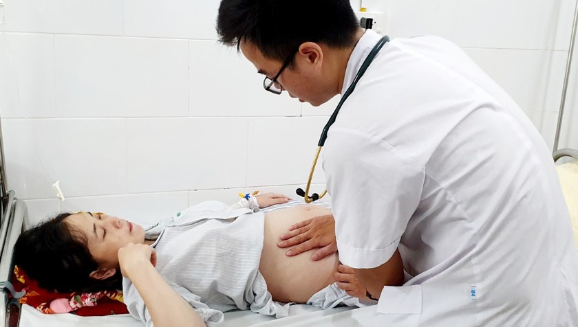 Bệnh nhân sốt xuất huyết điều trị tại Trung tâm Bệnh nhiệt đới, Bệnh viện Bạch Mai. Ảnh: Bệnh viện Bạch Mai.