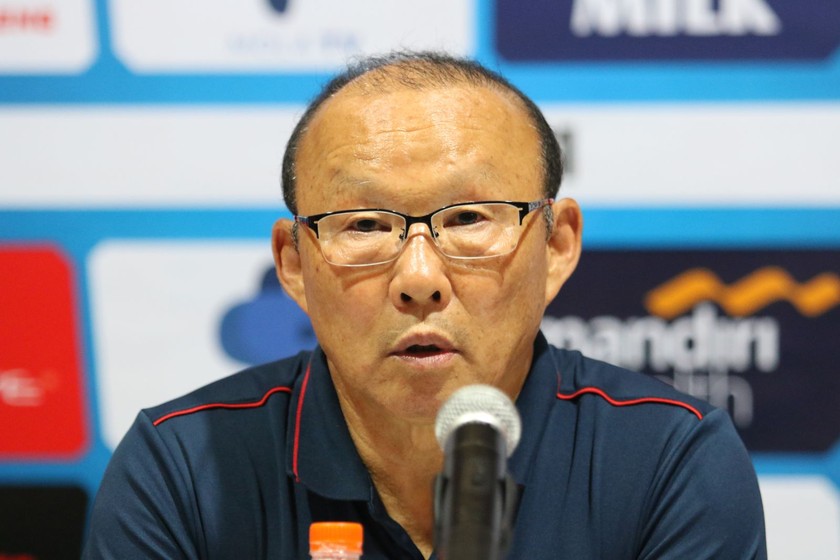 HLV Park Hang Seo nói về cú ghi bàn danh dự của Indonesia