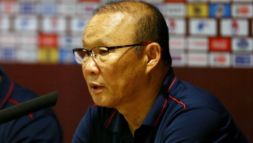 HLV Park Hang-seo: 'Chúng tôi sẽ sớm quên chiến thắng trước UAE'