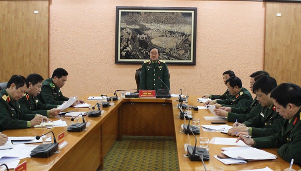 Thượng tướng Trần Đơn, Thứ trưởng Bộ Quốc phòng chỉ đạo tại cuộc họp.