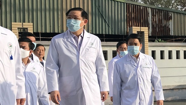 Bí thư Vương Đình Huệ kiểm tra công tác phòng, chống Covid-19 tại bệnh viện