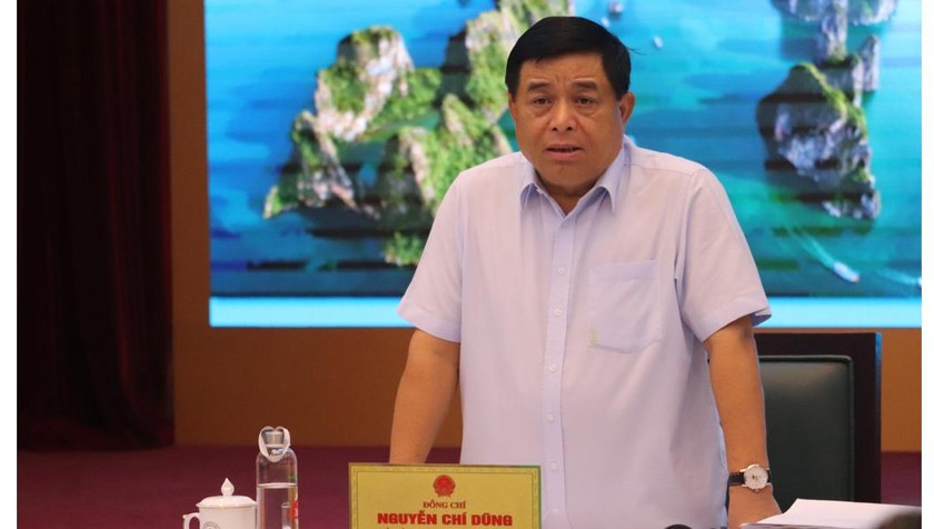 Bộ trưởng Bộ Kế hoạch và Đầu tư Nguyễn Chí Dũng phát biểu kết luận tại cuộc họp.