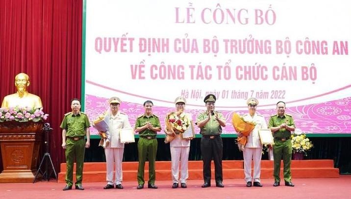3 tân Phó Giám đốc Công an thành phố Hà Nội được bổ nhiệm.