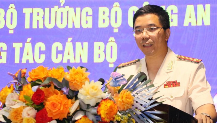 Thượng tá Nguyễn Hồng Phong, Giám đốc Công an tỉnh Hà Tĩnh phát biểu nhận nhiệm vụ