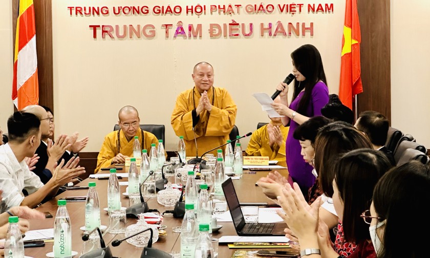 Tiến sĩ Thích Gia Quang, Phó Chủ tịch Hội đồng Trị sự Trung ương Giáo hội Phật Giáo Việt Nam, Trưởng ban tổ chức cuộc thi.