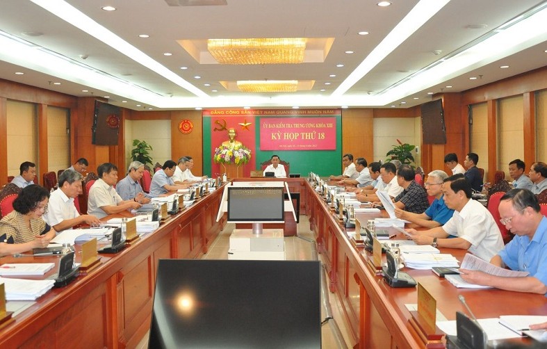 Sau khi được kiện toàn, UBKT Trung ương khóa XIII có 21 thành viên. Ảnh: Chinhphu.vn