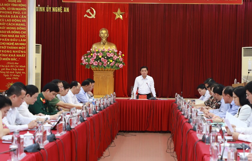 Ban Chỉ đạo cải cách hành chính tỉnh Nghệ An làm việc phiên đầu tiên để bàn về quy chế làm việc, phân công nhiệm vụ và kế hoạch công tác.