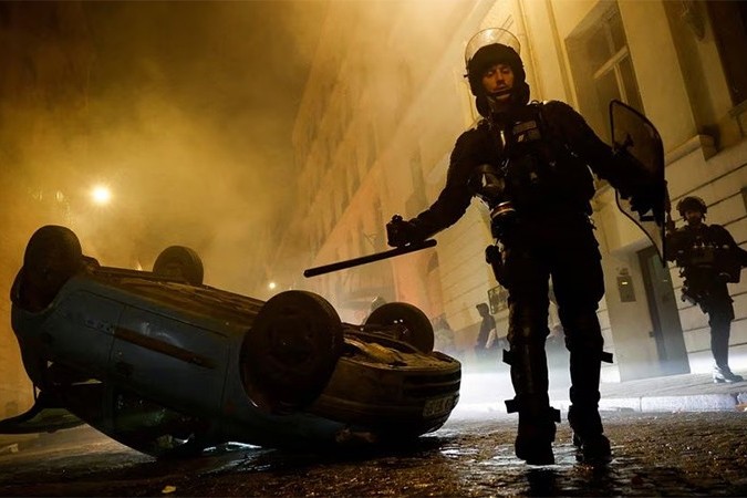 Mạng xã hội bị chỉ trích là khiến bạo loạn bùng phát tại Pháp