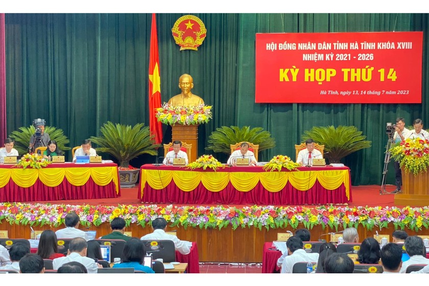 HĐND tỉnh Hà Tĩnh họp phiên giữa năm xem xét nhiều chính sách quan trọng.