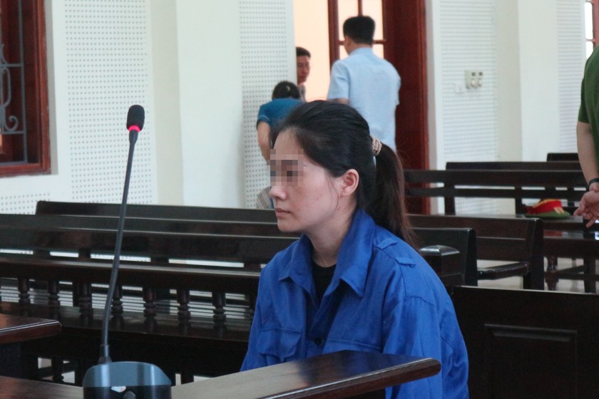 Bị cáo Cao Thị Thu Hà tại phiên tòa