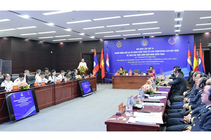 Hội nghị người đứng đầu Kiểm toán nhà nước Campuchia - Lào - Việt Nam lần thứ 10. Ảnh: LTNN