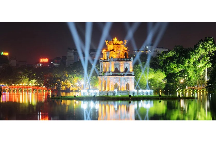 Tháp Rùa được coi là nơi hồn thiêng giữa lòng Thủ đô Hà Nội. Ảnh từ Internet.