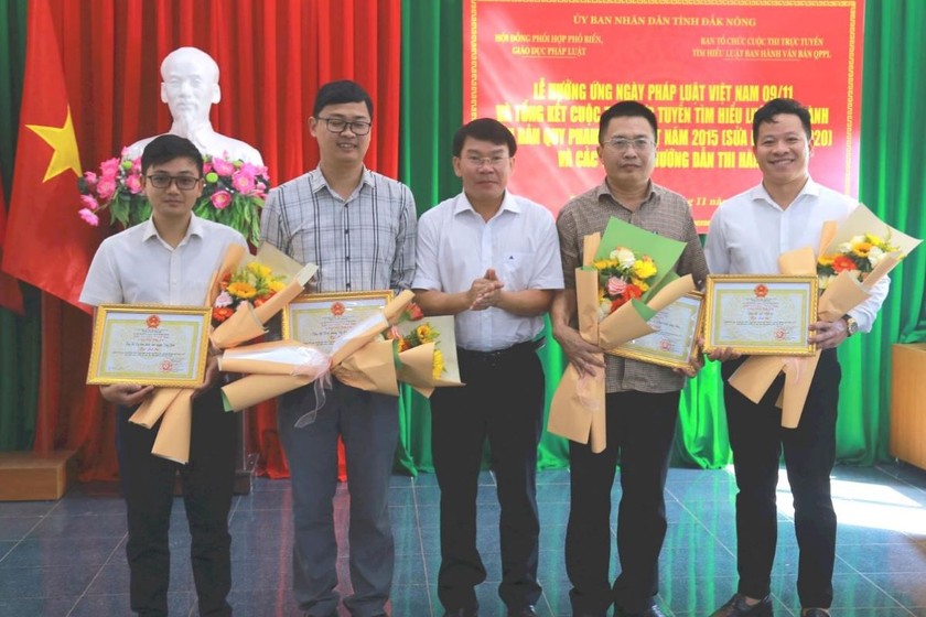 Đắk Nông tổ chức nhiều hoạt động ý nghĩa hưởng ứng Ngày Pháp luật Việt Nam 