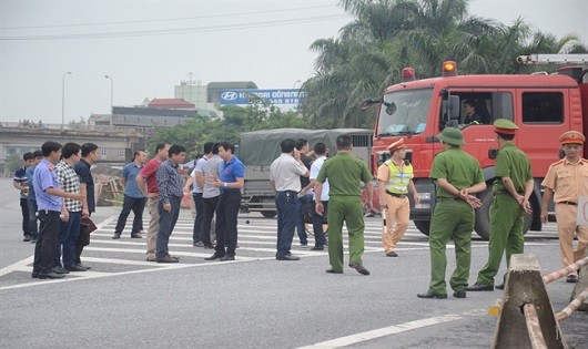 Buổi thực nghiệm hiện trường vụ tai nạn giữa xe cứu hỏa và xe khách.