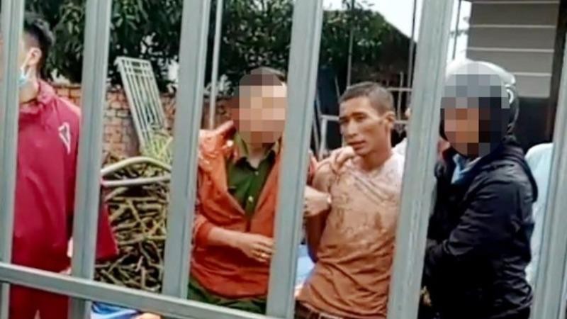 Nguyễn Quang Thoại khi bị bắt giữ.