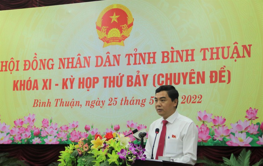 Chủ tịch HĐND tỉnh Nguyễn Hoài Anh khai mạc kỳ họp