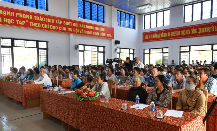 Khoảng 150 hộ dân có đất thu hồi tại dự án đã tham dự buổi đối thoại với Bí thư Tỉnh ủy Đồng Nai.