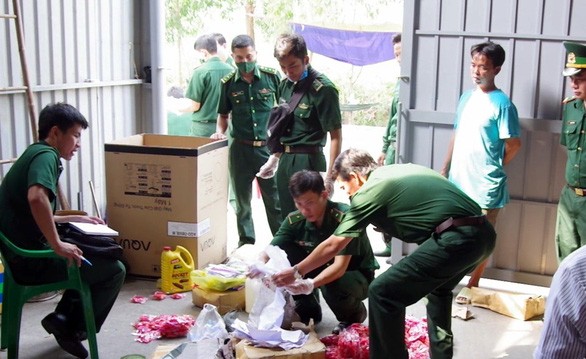 Bộ đội biên phòng tỉnh Bà Rịa - Vũng Tàu triệt phá đường dây làm xăng giả quy mô lớn