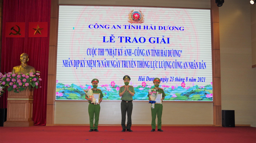 Công an tỉnh Hải Dương tổ chức trao giải cuộc thi nhật ký ảnh Công an tỉnh Hải Dương.