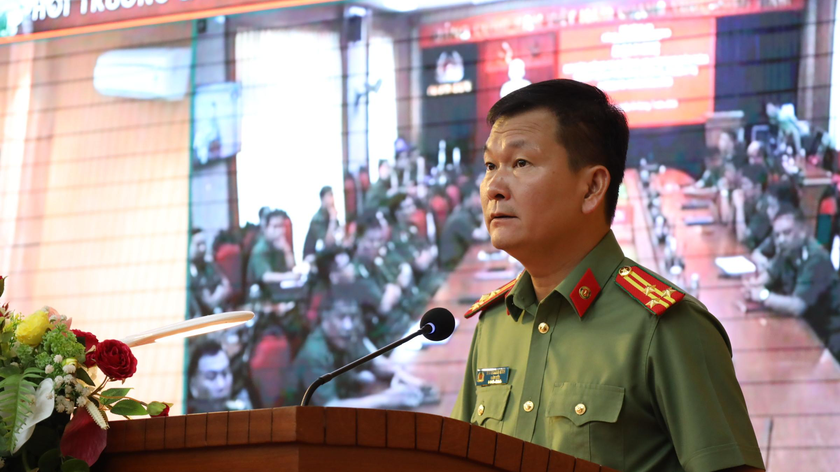 Thượng tá Bùi Quang Bình, Giám đốc Công an tỉnh Hải Dương phát biểu tại hội nghị sơ kết.