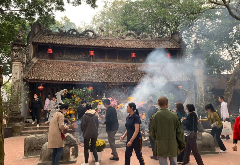 Những ngày đầu năm Quý Mão 2023 rất đông người về với Đền Cao - An Lạc (Chí Linh).