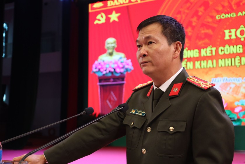 Đại tá Bùi Quang Bình, Giám đốc Công an tỉnh Hải Dương phát biểu tại Hội nghị tổng kết.
