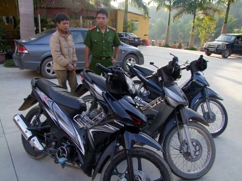Lạng Sơn: bắt “siêu trộm” xe máy xuyên biên giới