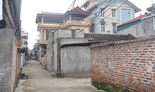 Hà Nội: Lãnh đạo thôn Vân Điềm bị tố chiếm đoạt tiền mua đất của dân