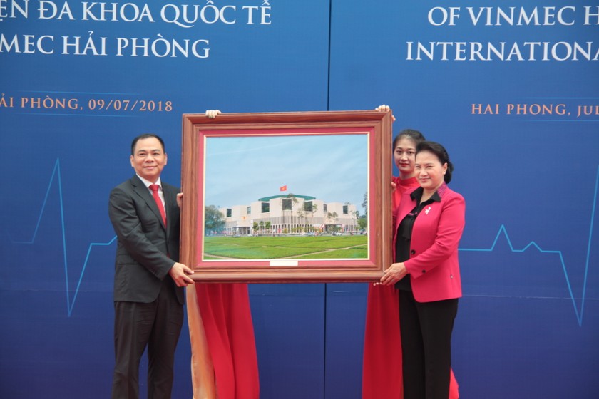 Chủ tịch Quốc hội Nguyễn Thị Kim Ngân tại lễ khai trương Bệnh viện Đa khoa quốc tế Vinmec Hải Phòng