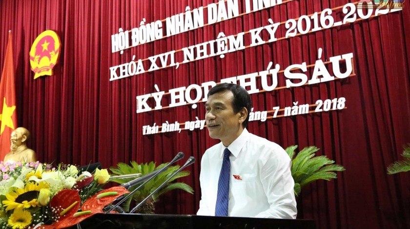 Ông Đặng Trọng Thăng, Phó Bí thư thường trực Tỉnh ủy, Chủ tịch HĐND tỉnh phát biểu tại kỳ họp