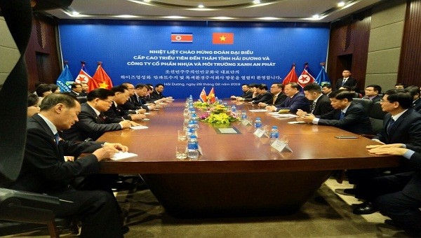  Đoàn Triều Tiên thăm và làm việc tại Tập đoàn An Phát.