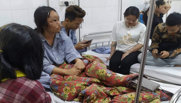 Em L. đang nằm điều trị tại bệnh viện Đa khoa tỉnh Quảng Ninh

