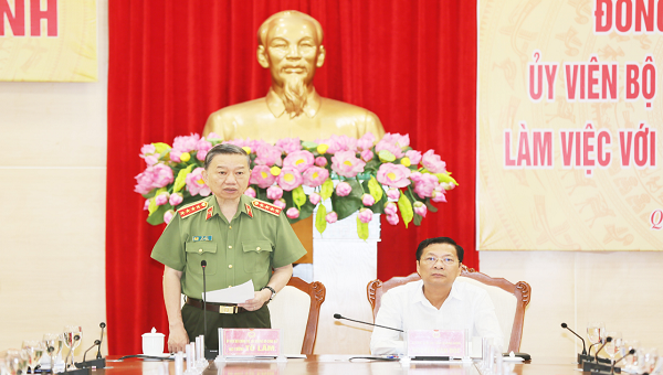 Bộ trưởng Bộ công an Tô Lâm phát biểu tại buổi làm việc