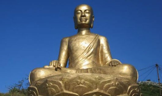 Bức tượng đồng Phật hoàng Trần Nhân Tông