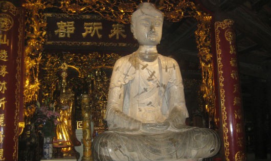 Bức tượng Phật bằng đá lớn và nguyên vẹn nhất thời Lý
