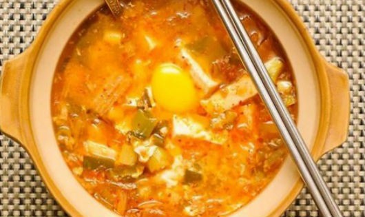 Cách nấu nồi canh kim chi Hàn Quốc ngon ngất ngây