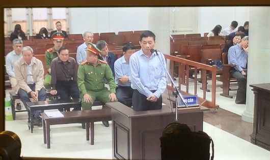 Bị cáo Ninh Văn Quỳnh tại tòa