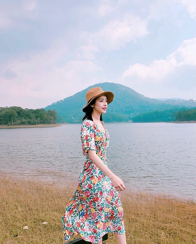 Đầm voan thiết kế họa tiết hoa nhí cổ sen mới | Shopee Việt Nam