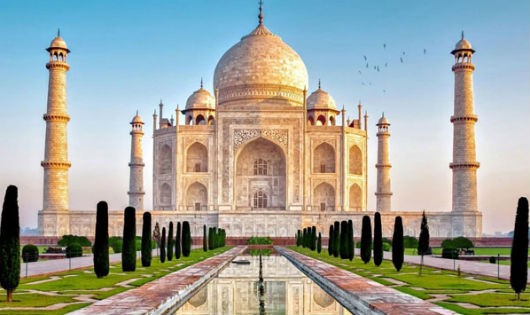 Cẩm thạch trắng tạo nên kiệt tác lăng mộ Taj Mahal