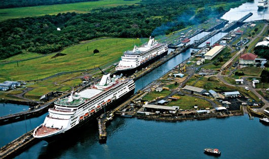 Kênh đào Panama là tuyến đường biển nối liền hai đại dương