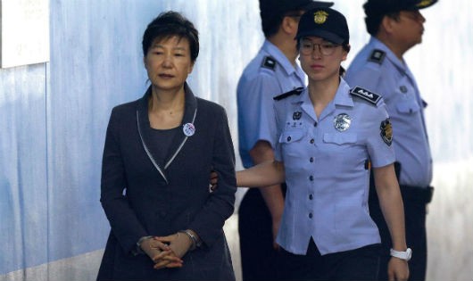 Bà Park Geun Hye trong phiên xử hồi đầu tháng 4/2018