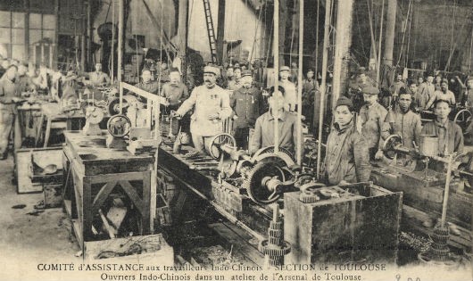 Lính thợ Đông Dương đến Pháp làm việc những năm 1920