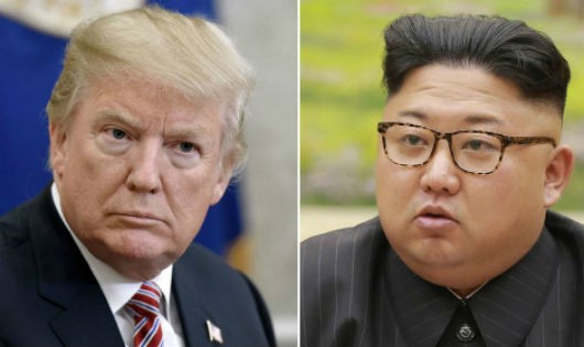 Tổng thống Mỹ Trump (trái) và lãnh đạo Triều Tiên Kim Jong Un