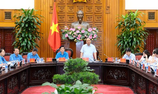 Thủ tướng Chính phủ Nguyễn Xuân Phúc phát biểu chỉ đạo tại buổi làm việc.