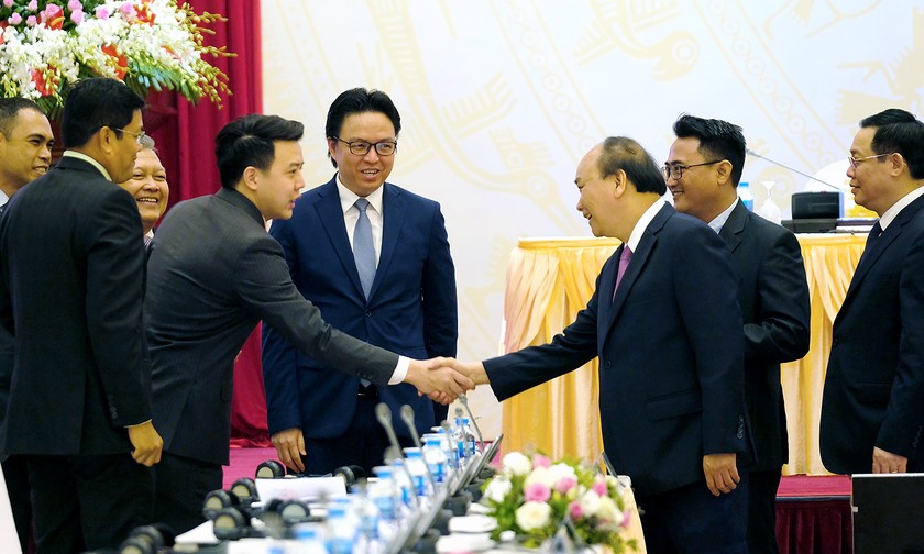 Thủ tướng Chính phủ Nguyễn Xuân Phúc gặp gỡ đại biểu tham dự Hội nghị Thúc đẩy Cơ chế một cửa Quốc gia, Cơ chế một cửa ASEAN và tạo thuận lợi thương mại