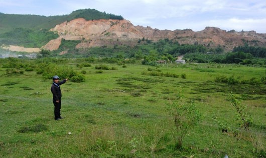 Cả thôn Phước Thuận hiện chỉ còn khoảng 10 ha đất nông nghiệp có thể sản xuất được một vụ Đông Xuân nhờ nguồn nước mưa.