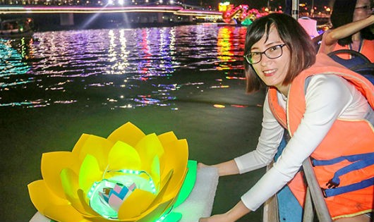 Cần Thơ: Lung linh Ngày hội du lịch – Đêm hoa đăng Ninh Kiều 2018
