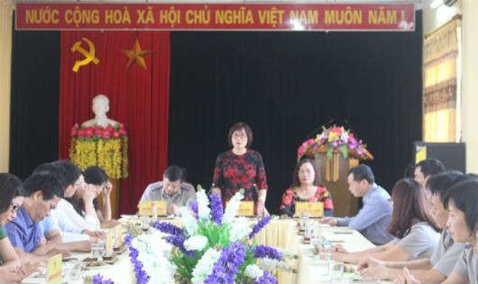 Thứ trưởng Đặng Hoàng Oanh làm việc với Sở Tư pháp, Cục THADS Tuyên Quang